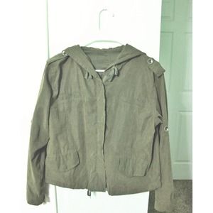 BRANDY MELVILLE  Hailey green jacket