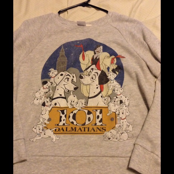 🐶 Disney 101 Dalmatians Sweater from Forever 21