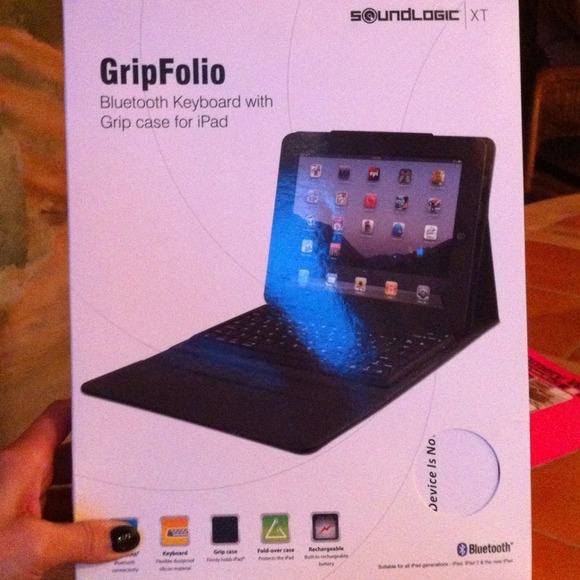 iPad case/keyboard hot pink - Picture 2 of 2