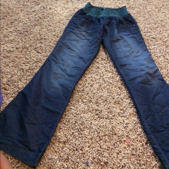 ❤️Distressed Soft denim jeans❤️