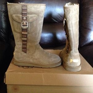 No Trades! UGG Retro Cargo Chestnut Brand New