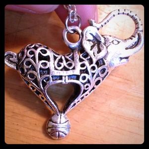 Retro Elephant Necklace