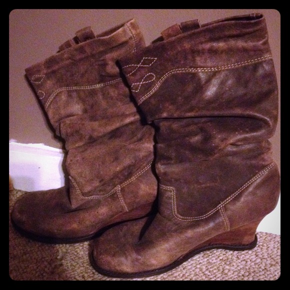 BKE BROWN BOOTS *PRICE REDUCED*