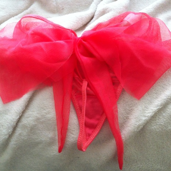 Fredrick's set - Picture 4 of 4