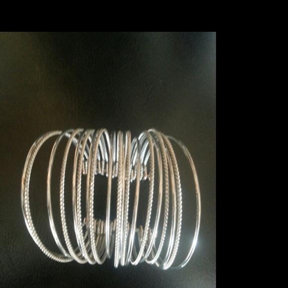 Bracelet - Picture 2 of 2
