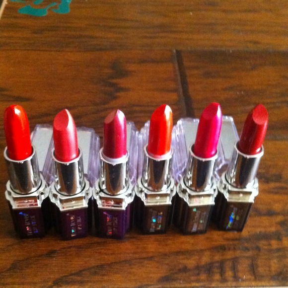 true lover  Accessories - 6 new long lasting moisturizing lipstick w/mirror