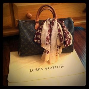 Authentic Louis Vuitton Speedy 35 vintage