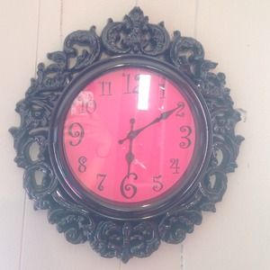 Baroque damask wall clock