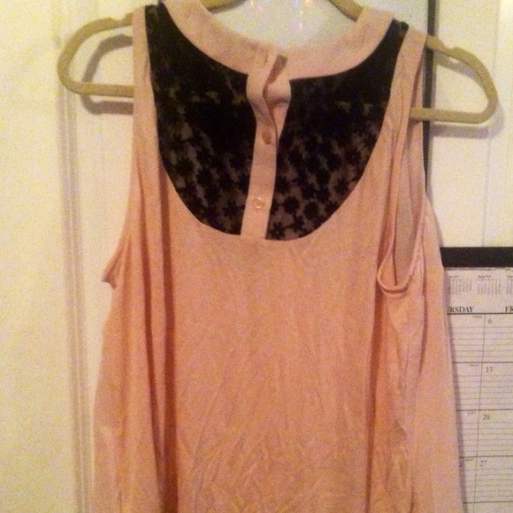 Pink Collar Tank - Picture 3 of 3