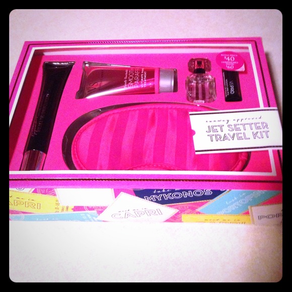 VS Jet Setter Travel Set ✈️