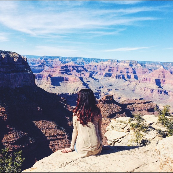 Welcome to my closet! ☕️🌻 - Picture 3 of 4