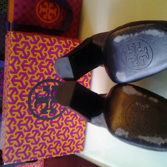 Tory Burch Stella Oxford Booties- HOST PICK! 2/25 - Picture 4 of 4