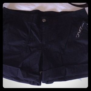 INC black shorts (style#2k703BL899)