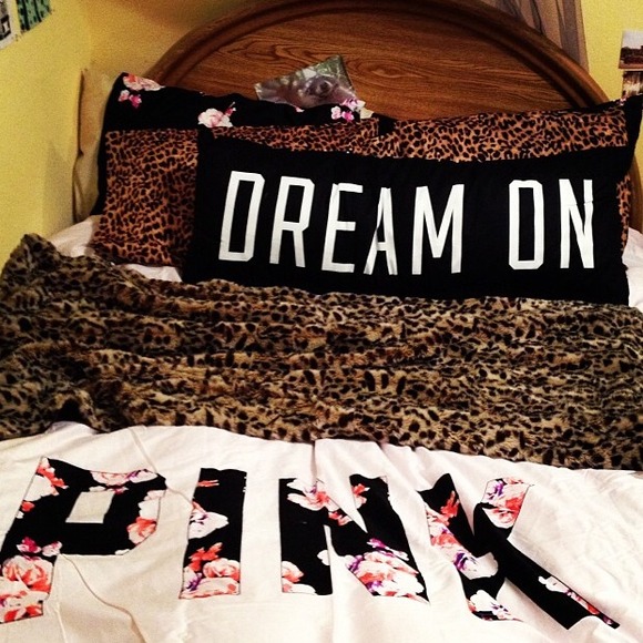 TRADE - PINK Bedding
