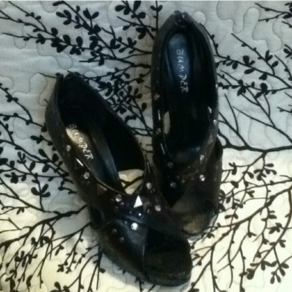 Sexy studded open toe stiletto