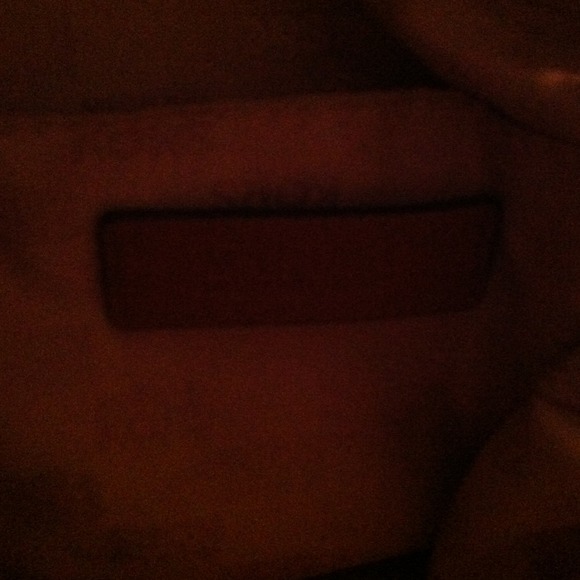 Very clean - Picture 3 of 4