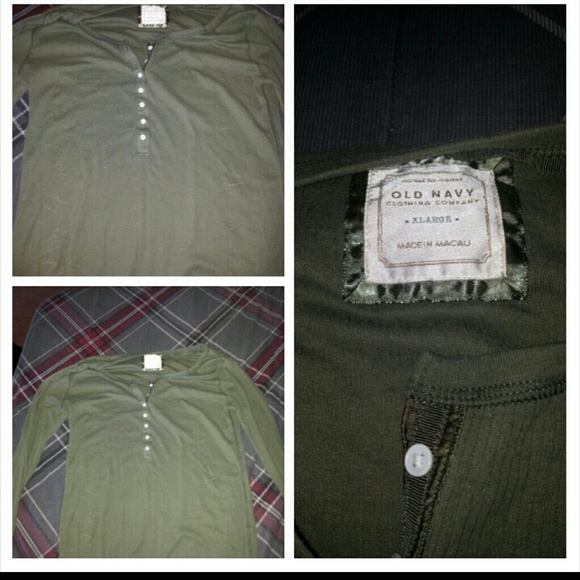 Hunter green long sleeve tee