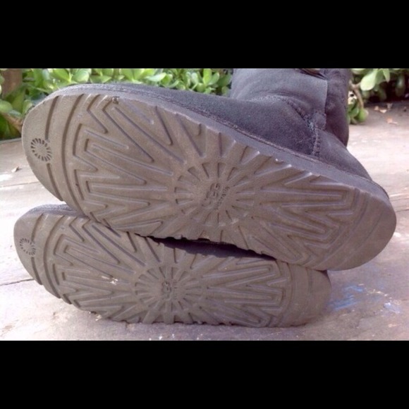 Ugg boots - Picture 3 of 4