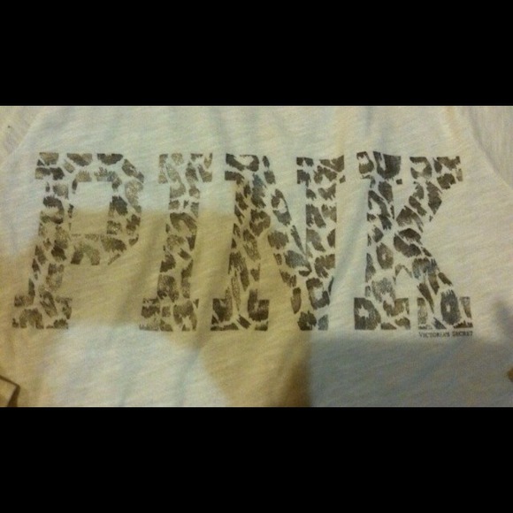 Victoria secret pull over - Picture 2 of 3