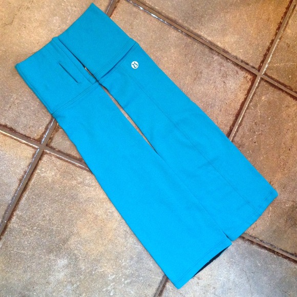 Lululemon arm warmers