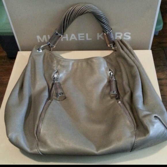 *PRICEDROP* MK Michael Kors shoulder bag