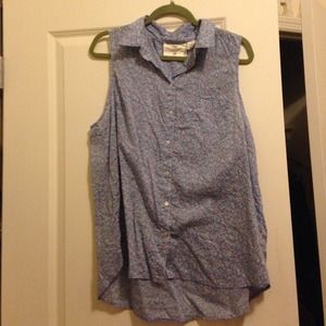 Button down tank