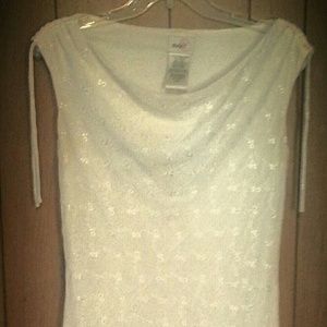 Sleeveless White dress