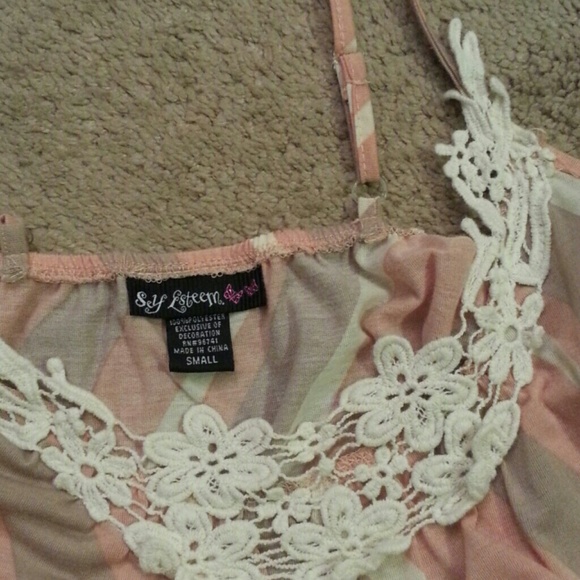 Light Spaghetti Strap Top - Picture 3 of 3