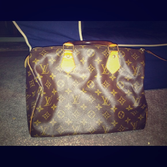 Louis Vuitton speedy 30