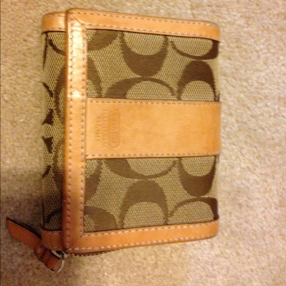Authentic Coach Wallet