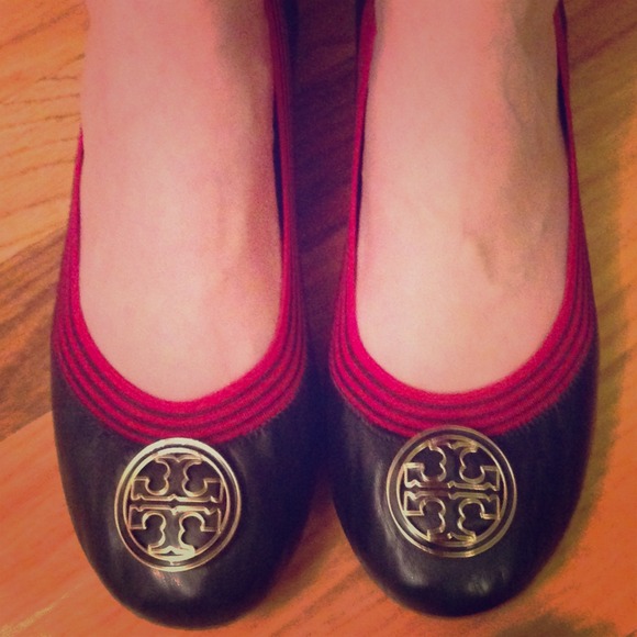 ❌NOT FOR SALE❌ JUST SHARING! Tory Burch Flats