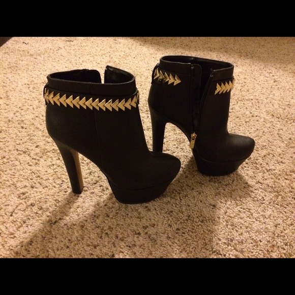 Halston Booties from Bakers