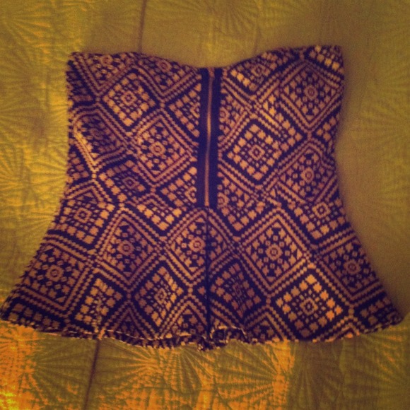 Adorable bustier.