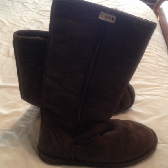 Genuine Suede and sheepskin lined boots.