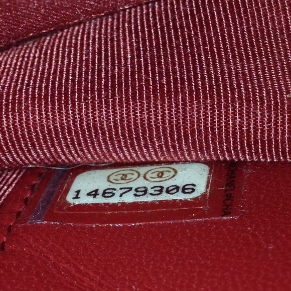 ❤️SOLD❤️Authentic Red Lambskin 11P Chanel WOC - Picture 3 of 4