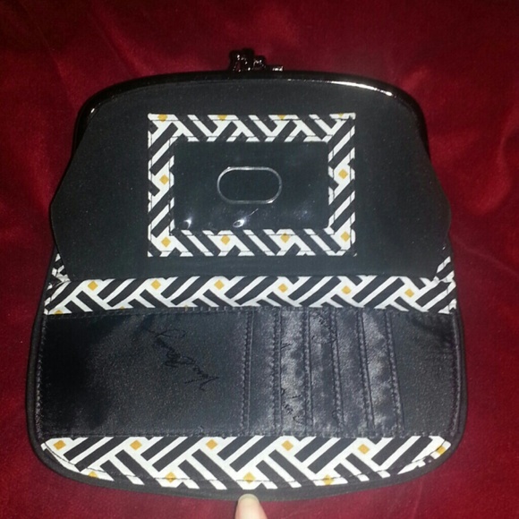 Wallet - Picture 2 of 4