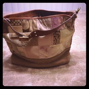 ✨Authentic Coach patchwork large shoulder bag✨