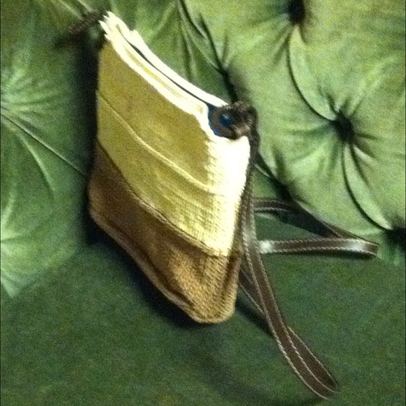 Two-Tone Purse - Picture 2 of 2