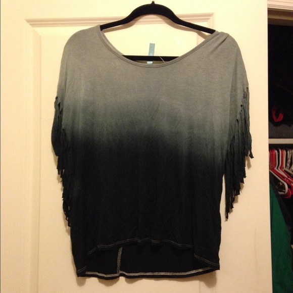 Ombré fringe top