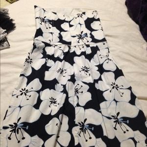 Fun hawaiian print sun dress