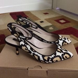 Zara low pump leopard slingback. New