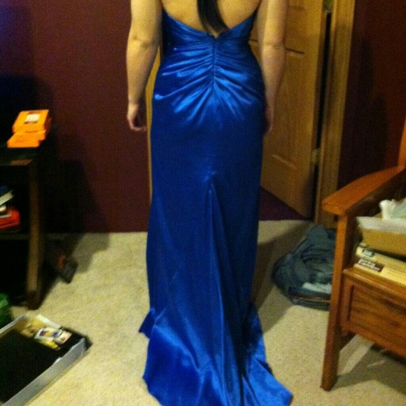 Prom dress (Lowered Price!!) - Picture 2 of 2