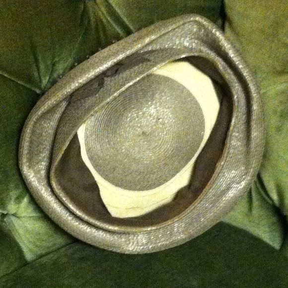 Beret - Picture 2 of 3