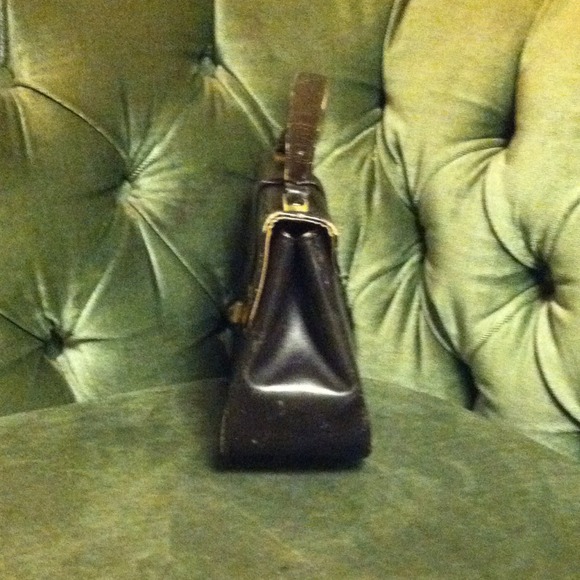 Retro Purse - Picture 2 of 3