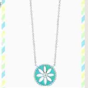 T&CO Daisy signature pendant