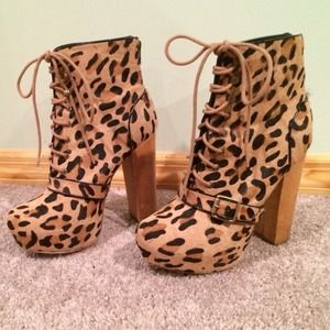 Leopard booties