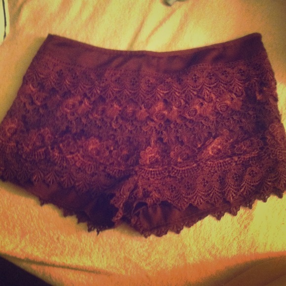 Laced shorts