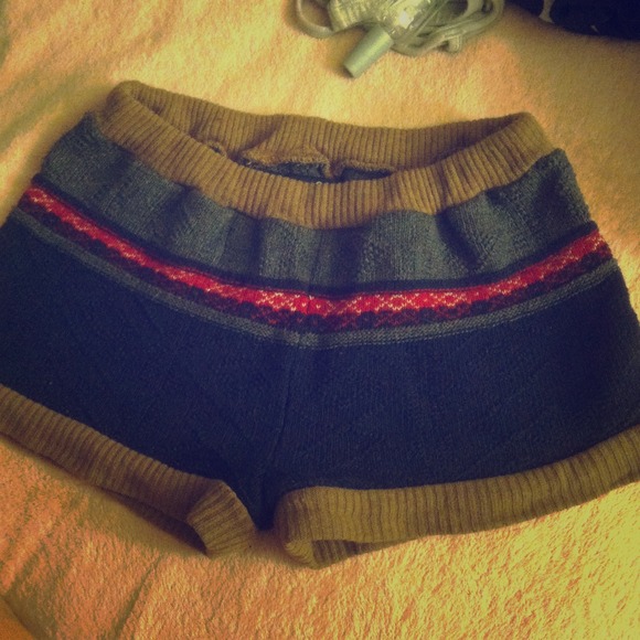 Cumffy shorts