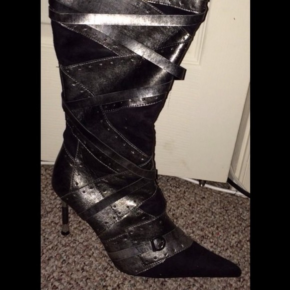 Annabelle Toronto Boot. Calf high Size 7.5