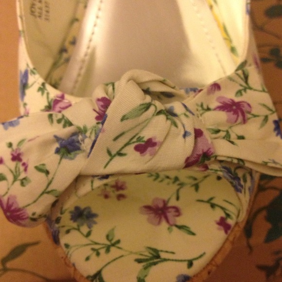 Wedges - Picture 2 of 4